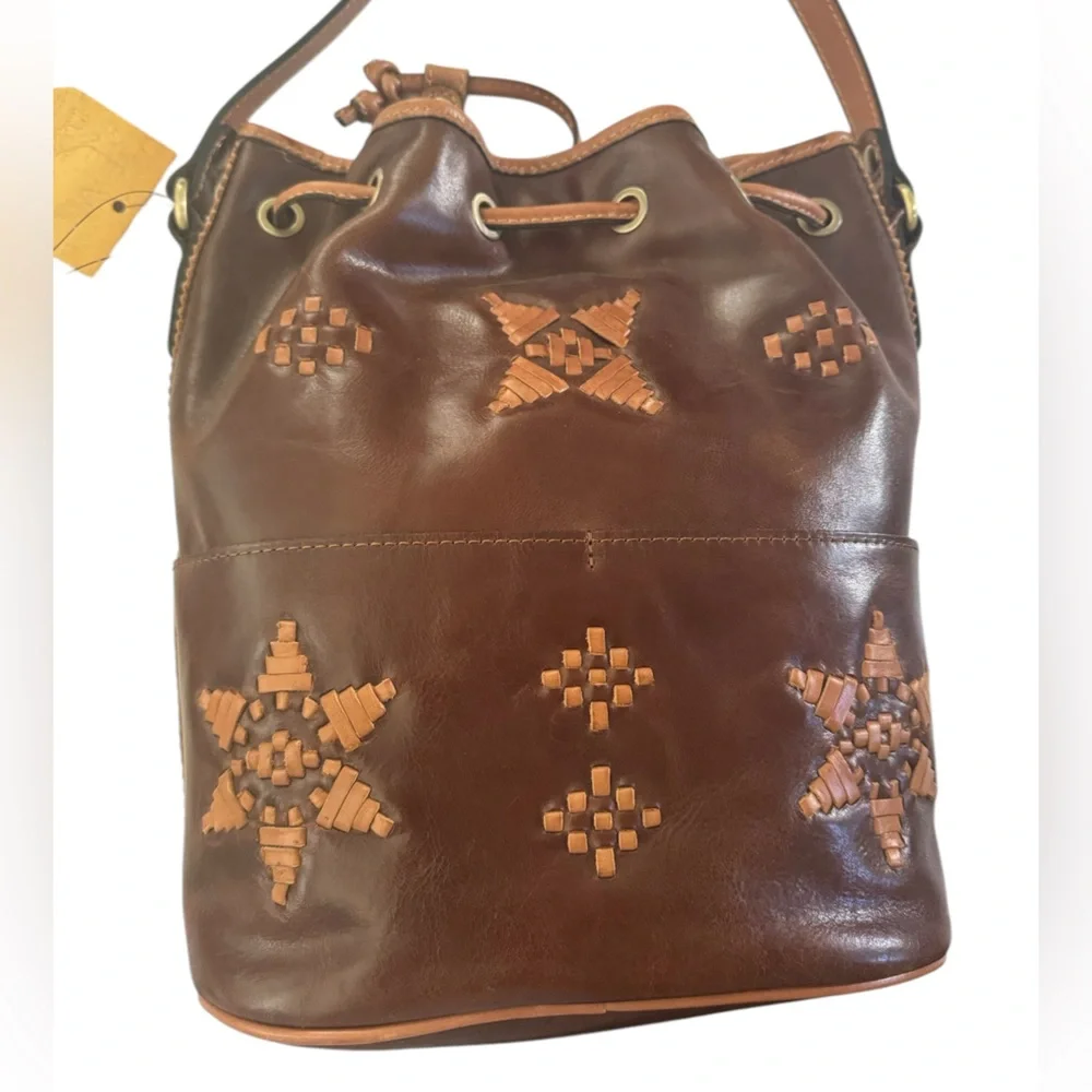 NWT Patricia Nash Brindisi Bucket Leather Bag Crossbody Purse Cognac Distressed - Picture 2 of 15